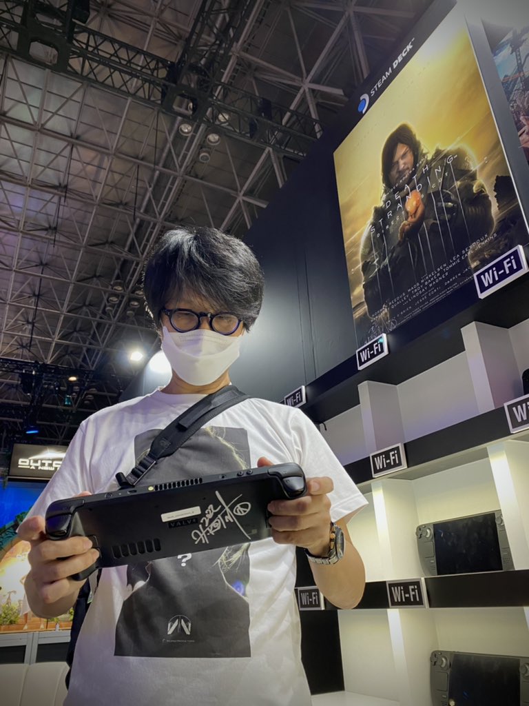 Hideo Kojima and The Steam Deck At the TGS 2022