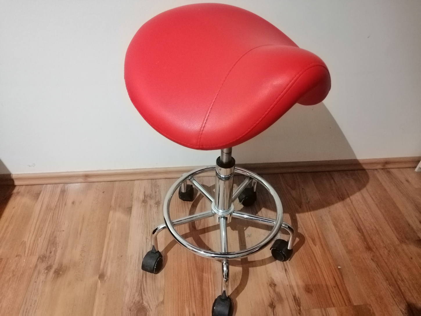 Saddle Stool